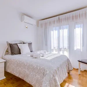 Palma - 4 Bed Near The Center - Faro